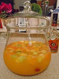 Tropische Fruchtebowle Mit Sekt Und Likor 43 Von Kaddi1984 Chefkoch Fruchtebowle Bowle Rezept Bowle Rezepte Mit Alkohol