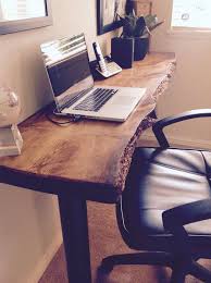 1001 Idees Bureau Diy Planchez Sur Ces 44 Modeles Bureau En Bois De Recuperation Bureau Bois Bureau Rustique