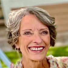 Artist showcasing rodeo gesture drawings