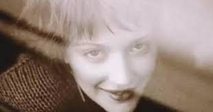 Cine a fost mașa dinescu, soția lui mircea dinescu. Wiki Irina Dinescu Fata Poetului Dinescu De La Actorie La Filosofie Si Psihologie