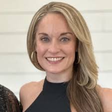 From day one to year one and everything in between. Stepping out of your  comfort zone isn't easy, but a year ago, I took the leap—and I'm so glad I  did! Over