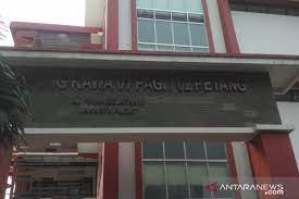 Check spelling or type a new query. Lurah Sebut Sekolah Pilihan Terakhir Penanganan Covid Di Kampung Rawa Antara News