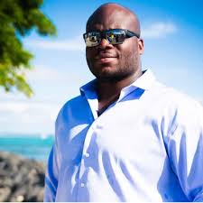 A professional competitor since 2010, lewis has also competed for bellator mma and legacy fc, where he was the heavyweight champion. Derrick Lewis Thebeast Ufc Twitter