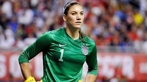 Futebol feminino do brasil perde do canadá nos pênaltis e está fora da olimpíada. Goleira Do Futebol Feminino Dos Eua Mostra Arsenal Contra Zika Para O Rio