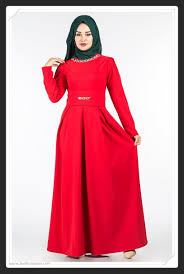 Kapali Tesettur Abiye Elbise Modelleri 2019 Lookbook Elbise Modelleri Elbise Biye