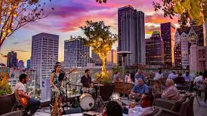 Great atmosphere, absolutely loved the dj who played the perfect type of music to put you in the mood for a party without being intrusive. 22 Best Rooftop Bars In Los Angeles 2021 Update
