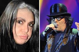 Maybe you would like to learn more about one of these? Renato Zero Eta E Dove E Nato Moglie Figlio Matrimonio Canzoni Loredana Berte Instagram