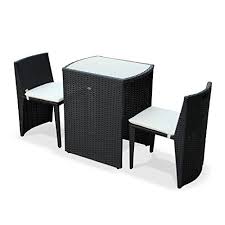 epingle sur mobilier de jardin