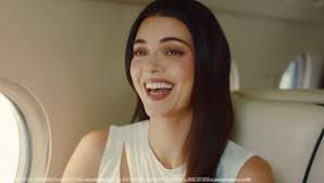 Vanessa Williams Reveals She Secretly Divorced Husband Jim Skrip Years Ago