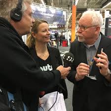 Få tillgång till gratis radiolivestream, och upptäck fler radiostationer med ett ögonkast. Automassan I Sveriges Radio P4 Goteborg By Svenska Massan
