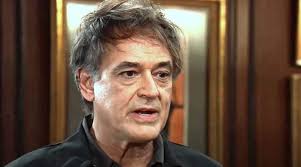 Audacieux et beau : le sang de Sheila envoie Deacon en mission tordue