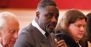 Idris Elba revela motivo 'constrangedor' que quase o fez perder honraria da Família Real