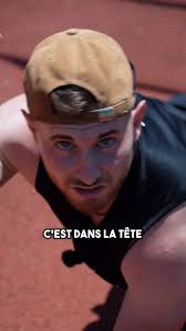 🏀 Respire un peu..., Tu crois que « No days off » c’est la clé pour  réussir ?, En vrai, c’est surtout la clé pour te cramer., Tu veux  progresser ? Alors il faut récupérer pour reconstruire., Pas juste ...