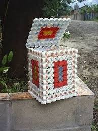 You Know I Had To Do It To Em Street Location Recyclable Trash Cans With Plastic Bottles Upcycle Art Bottle Cap Crafts Bottle Crafts Bottle Top Crafts