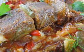 Comanda placinta mexicana din tortilla cu fasole rosie si porc un fel de mancare hranitor si gustos excelent pentru a fi savurat acasa sau la. LimbÄƒ De Porc Cu Sote De Ciuperci O DelicateÅ£e CulinarÄƒ Epoch Times Romania