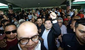 Browse the user profile and get inspired. Tipu Rm1 Juta Bekas Ketua Pemuda Umno Pahang Dipenjara 3 Tahun