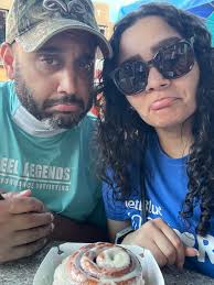 When did the Cinnabon in the pilot close? If you Google it, it still says  it's open and