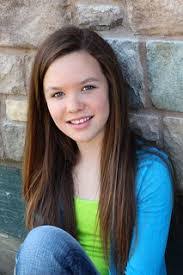 Kelly Stromberg's Instagram, Twitter & Facebook