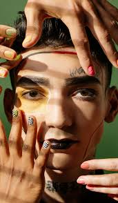 OXFORD'S TOP CHOIRS LAG BEHIND NATIONAL GENDER TRENDS