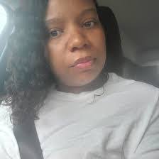 Tia Pearson's Instagram, Twitter & Facebook