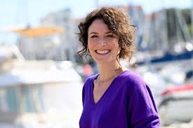 Elsa Lunghini Révèle Ses Secrets Culinaires de Famille! Incroyable!