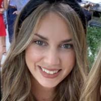 Alexandra Goodnow's Instagram, Twitter & Facebook