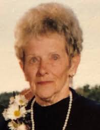 Elaine Nilsen's Instagram, Twitter & Facebook