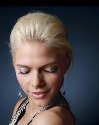 Melissa Korn's Instagram, Twitter & Facebook