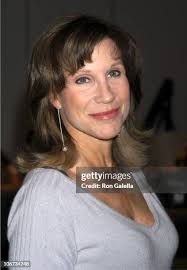 4,337 Ron Diane Photos & High Res Pictures