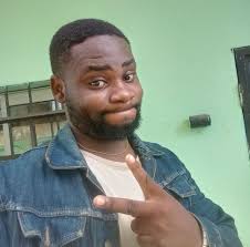 Did you know❓❓ Cameroonian rap legend, #Jovi co-wrote and co-produced  Akon's song "Shine the Light," which Akon released as a video