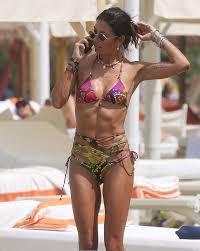 Elisabetta gregoraci è nata a soverato (catanzaro) l'8 febbraio 1980. Elisabetta Gregoraci In A Bikini Forte Dei Marmi 08 23 2020 Celebmafia