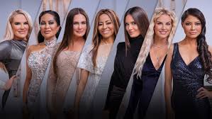 Ah, the drama of the teenage years and high school. Erika On Rhobh S Reunion Rhoslc Sister Wives And Rhop S Gizelle And Daughters Ew Com