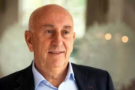 Racing: Sir Alex Ferguson backs Fred Done to take