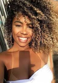 Kinky hair has its pros and cons; 38 Trendy Hair Curly Highlights Afro Blonde Highlights Curly Hair Hair Styles Natural Hair Styles