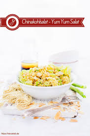 Chinakohlsalat Mit Mie Nudeln Mandeln Und Sesam Salat Rezept Chinakohlsalat Chinakohlsalat Rezepte Chinesischer Kohlsalat