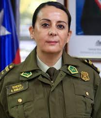 Berta Robles's Instagram, Twitter & Facebook