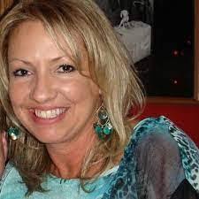 Paulette Swan's Instagram, Twitter & Facebook