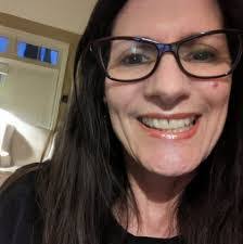 Christine Bayer's Instagram, Twitter & Facebook