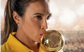 Mas a atacante cristiane, de 36 anos. Jogadora Marta E A Estrela Da Campanha Veio Pra Ficar De Avon