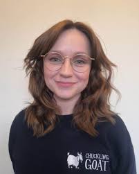 Eloise Marsh's Instagram, Twitter & Facebook