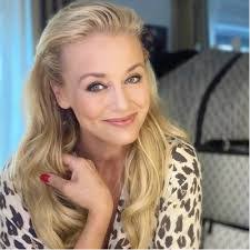 Johanna Lind's Instagram, Twitter & Facebook