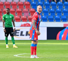 When the match starts, you will be able to follow fc botoșani v fcsb live score, standings, minute by minute updated live results and match statistics. Der Vom Fcsb Gesuchte Sturmer Beeindruckte Das Hat Qualitat Das Ware Ein Guter Transfer Kritisierte Stipe Vucur Es Ist Langsam