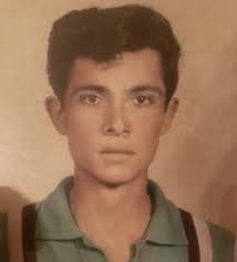 Can someone fix a pixilated photo?