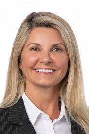 Rebecca Bayless's Instagram, Twitter & Facebook