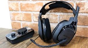 跨平台競技遊戲潮人利器 羅技astro a40 電競耳麥 音頻擴大器開箱體驗 t客邦 headset headphones in ear headphones