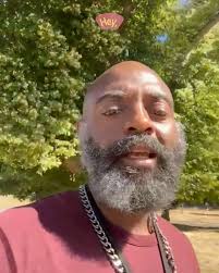 #throwback from Almost There Season 1, Episode 18. In this episode, I am in  conversation with Chuck Yarbrough, a history teacher from Mississippi who  uses primary documents to teach his students their ...