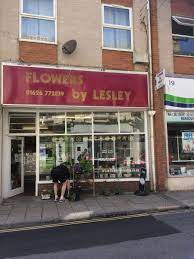 We cater for floral gifts, funeral tributes and weddings. Flowers By Lesley 01626 772839 Trusted Florist In Teignmouth