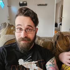 Why didn't Eragon learn to speak Dwarvish?