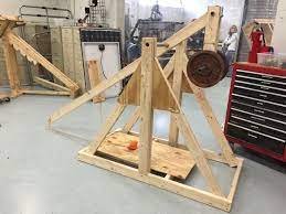 How To Build An Awesome Trebuchet Diy Projects For Men Easy Woodworking Ideas Woodworking Projects Diy