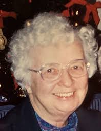 Elizabeth Moroney's Instagram, Twitter & Facebook